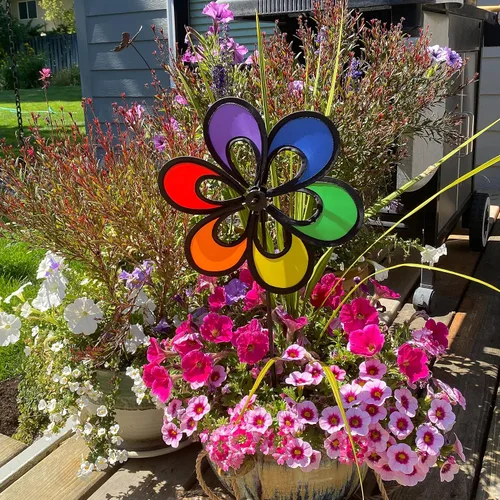 Vista 2 de In the Breeze 2675 Rainbow Windee Wheelz Flower Spinner