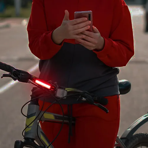 Vista 5 de Bike Rear Light and Front Warning Lamp USB Rechargeable LED Taillight Set, Lightweight Waterproof Cycling Safety Lights for Night Riding and
