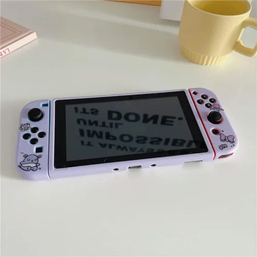 Vista 2 de Linda funda suave a prueba de golpes Kuromi compatible con Nintendo Switch, carcasa duradera resistente a los arañazos para Joycon, juego de piel