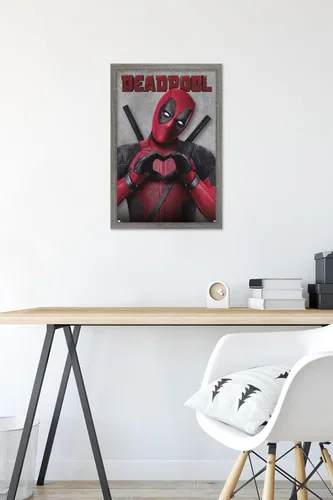 Vista 6 de Marvel Deadpool Legacy - Póster de pared de corazón, 22.4 pulgadas de largo x 14.7 pulgadas de ancho, versión enmarcada de madera de granero