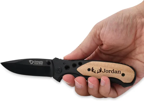 Vista 6 de Palmetto Wood Shop - Cuchillo de bolsillo grabado con láser, regalo para hombres 3.25" Stainless Steel Blade, Real Wood Handle, Personalized Text