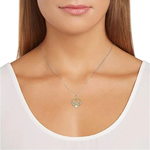 Vista 2 de Collar de plata de ley 925 chapada en oro amarillo de 18 quilates, con colgante de corazón de Claddagh de 1.0in con cadena de 18.0in elección
