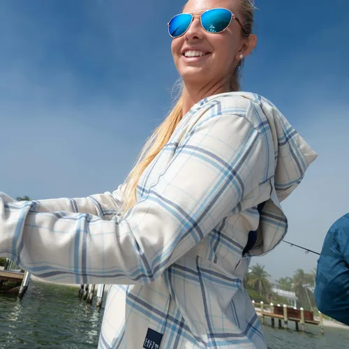 Vista 11 de Salt Life Sudadera con capucha Ahoy Lightweight Performance SLX para mujer