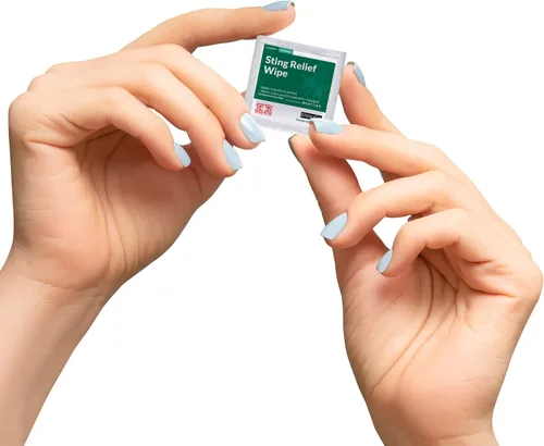 Vista 3 de Ever Ready First Aid Toallitas para aliviar picaduras, 100 unidades..