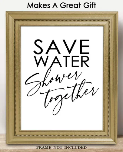 Vista 3 de Buzz Unplugged Save Water Shower Together: decoración artística de pared de baño de granja, letrero de impresión artística sin marco de 8 x 10