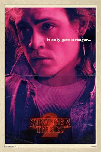 Vista 6 de Trends International Netflix Stranger Things: Season 2 - Póster de Billy Wall, 14.725 x 22.375 pulgadas, versión enmarcada de madera de granero