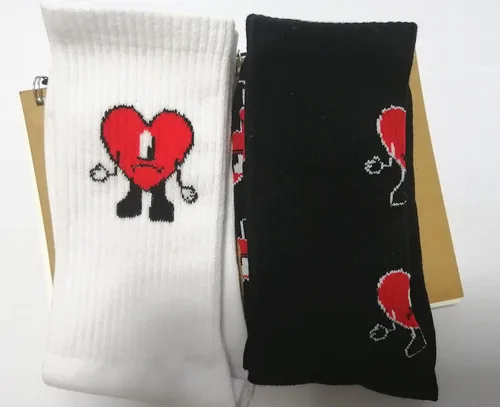 Vista 5 de Stuput 2 pares de calcetines con estampado de corazón, un verano sin ti, unisex, accesorios de conejo, regalo para fanáticos
