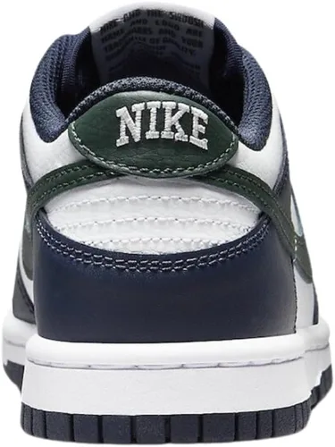 Vista 860 de Nike Kid's Dunk Low Sneaker