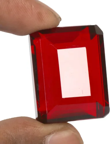 Vista 3 de GEMHUB Piedra hidrotermal de la joyería del topacio facetado del color rojo sangre del corte esmeralda 59.30 Ct, Gema, topacio