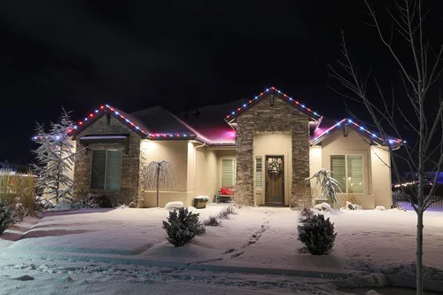 Vista 6 de Salida de iluminación navideña, clip de luz de Navidad, todo en uno, uso con mini luces C9, C7 y LED, perchas de luz de Navidad para canaletas