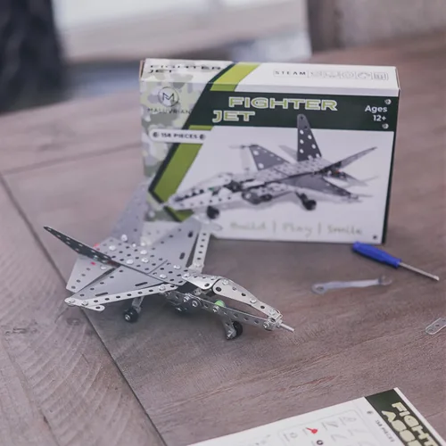 Vista 6 de Juego de erectores de avión de combate para niños y niñas Kit de avión modelo de metal para adultos, adolescentes y niños avanzados Juguete STEM