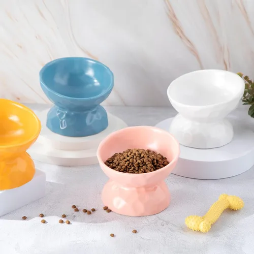 Vista 4 de Bokon Tazón elevado de cerámica para gatos de 6.8 onzas, cuenco elevado de comida para mascotas, anti vómitos, comedero elevado para perros y gatos