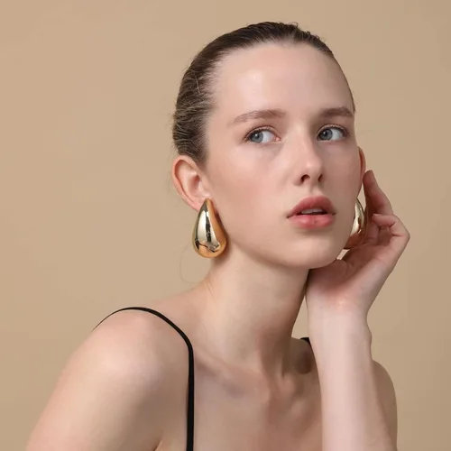 Vista 5 de Apsvo - Aretes de aro gruesos chapados en oro de 14 quilates para mujer, ligeros, con forma de gota de agua, abiertos y huecos, hipoalergénicos