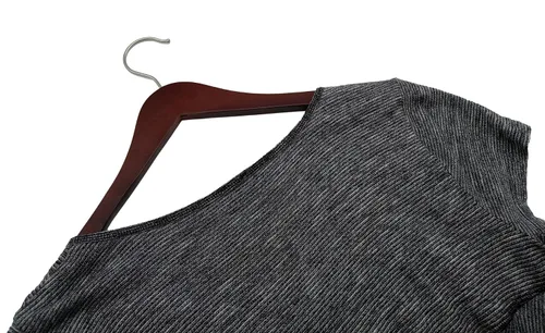 Vista 6 de NAHANCO Percha de madera para camisas, 17 pulgadas, caoba de bajo brillo (paquete de 100)