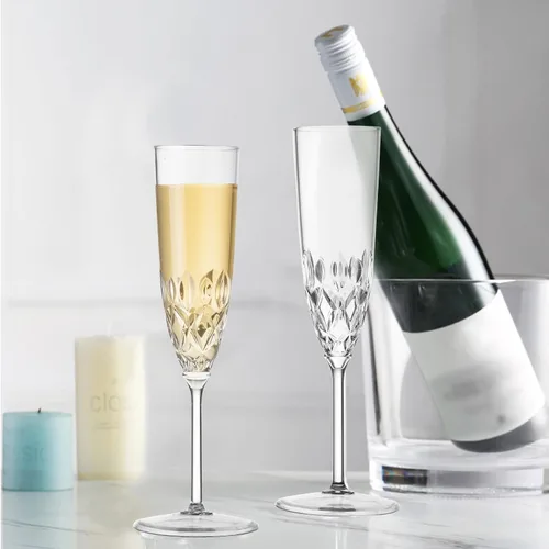 Vista 3 de XKXKKE Copas de Champán de Plástico, 8 Piezas Copas de Champán Irrompibles Reutilizables Elegantes de Cristal Transparente, 5 oz Copas de Acrílico