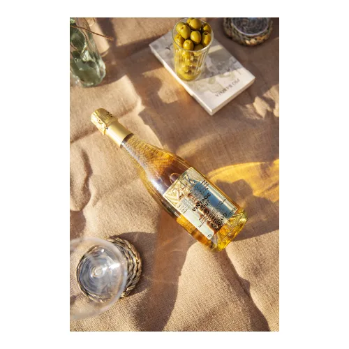 Vista 5 de Vino Espumoso 24K Gold White 75 cl