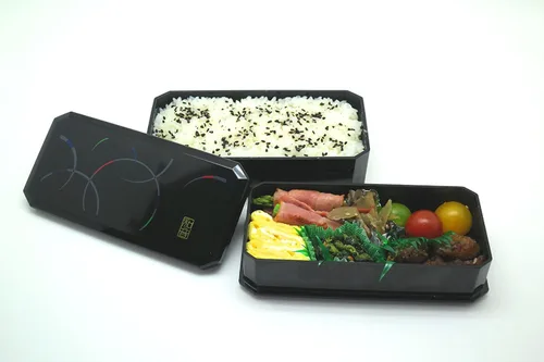 Vista 5 de OSK - genial lonchera japonesa Bento con bolsa, cuerda de amarre y palillos, color negro