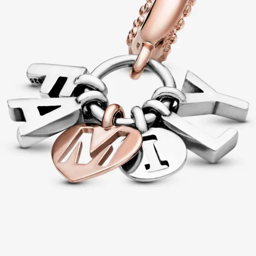 Vista 7 de Pandora Dije colgante de letras familiares Momentos compatibles Impresionantes joyas para mujer Hecho de rosa, plata de ley y circonita cúbica