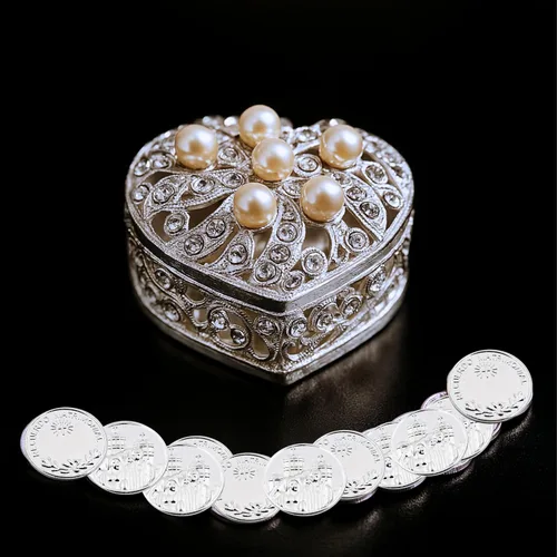 Vista 2 de Caja elegante de plata de la forma del corazón de Arras de la boda del Rhinestone de la perla con las monedas de la unidad