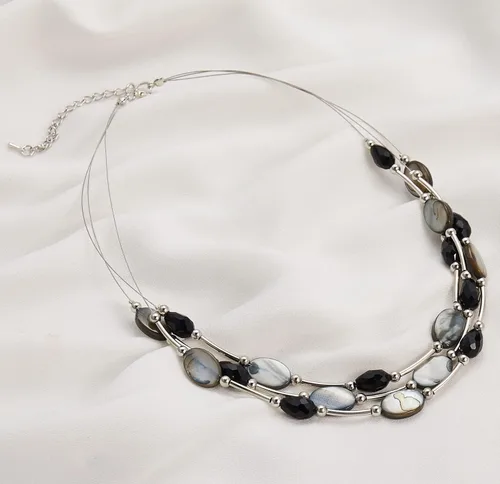 Vista 3 de PEARL&CLUB Collar de cristal en capas para mujer, gargantilla con cadena de plata gruesa, regalos de cumpleaños para mujer