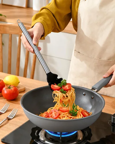 Vista 7 de Cuchara de espagueti y pinza para pasta con dientes de agarre y orificios de drenaje, cabezal de silicona antiadherente de 2 piezas con mango