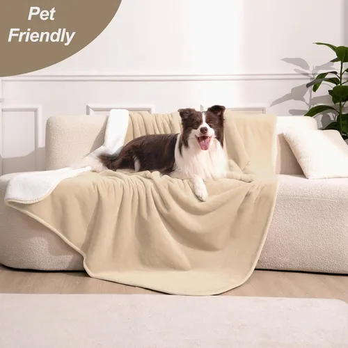 Vista 6 de gogobunny Manta de cama impermeable, manta reversible de forro polar Sherpa para perro, cachorro y gato, funda para muebles que protege la cama Beige