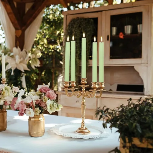Vista 5 de Velas cónicas parpadeantes verdes sin llama que funcionan con pilas con control remoto de 10 teclas y temporizador, 6 paquetes de velas LED de cera