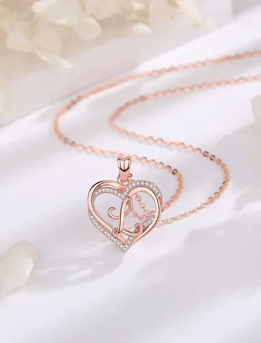 Vista 3 de INFUSEU Collares únicos con iniciales para mujeres y niñas, joyería con letras de corazón pequeño, regalos personalizados significativos