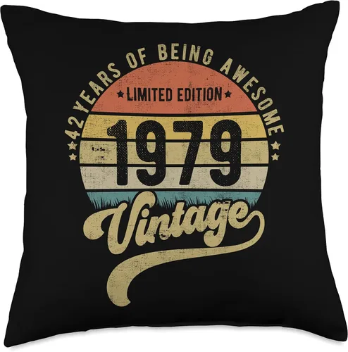 Vista 4 de Reto Vintage 42nd Birthday, 1979 Limited edition 42 years Throw Pillow