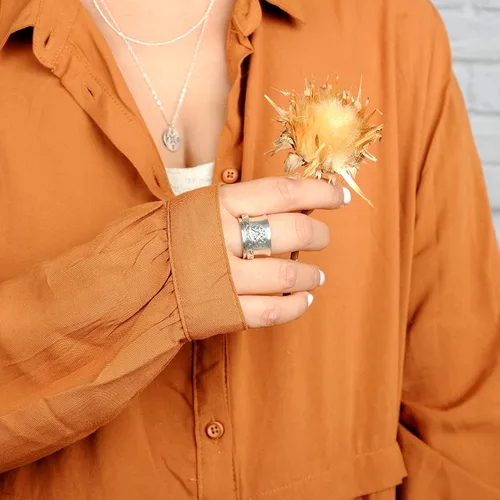 Vista 8 de Boho-Magic Anillo giratorio de plata de ley 925 para mujer, diseño de flor de diente de león para aliviar la ansiedad, banda ancha, Metal,