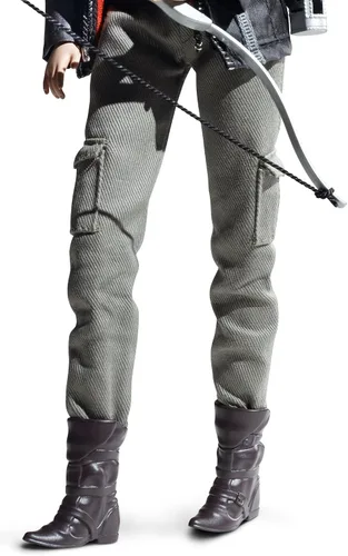 Vista 4 de Barbie Coleccionista Hambre Juegos Katniss Everdeen Muñeca
