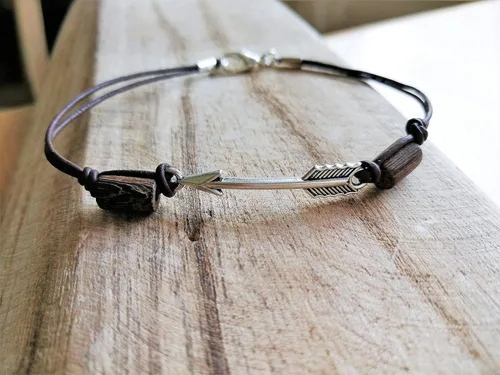 Vista 2 de Tobillera de flecha para mujer, pulsera de tobillo de cuero natural con cuentas de madera