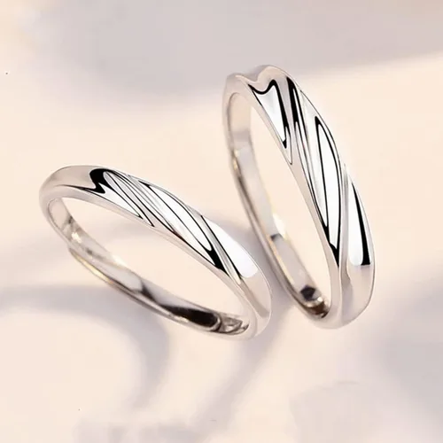 Vista 2 de Anillos a juego para parejas, juego de latidos de corazón ajustables para él y ella, alianzas de plata de ley 925