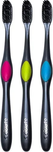 Vista 8 de Colgate Cepillo de dientes con infusión de carbón 360, cerdas de punta de hilo dental, suave (los colores varían), 1 unidad
