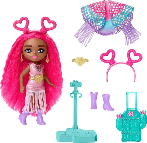 Vista 7 de Muñeca de viaje Barbie Extra Fly Minis, look de playa con coletas rosa con rayas en traje de baño, pareo y accesorios