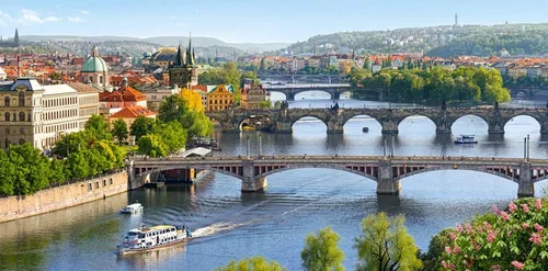 Vista 2 de Castorland "Vltava Bridges in Prague Puzzle (4000 piezas)