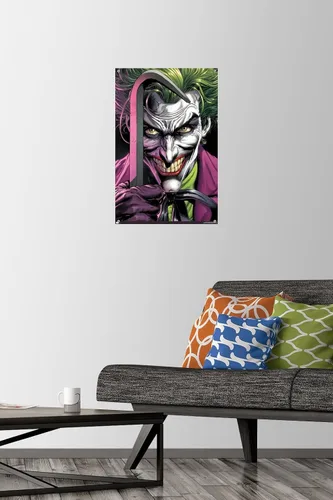 Vista 2 de Trends International DC Comics The Joker - Póster de pared con pasadores