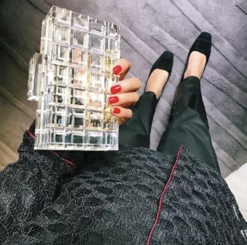 Vista 4 de Embrague de acrílico transparente con caja a presión, bolsas para mujer, bolso de noche, Transparente