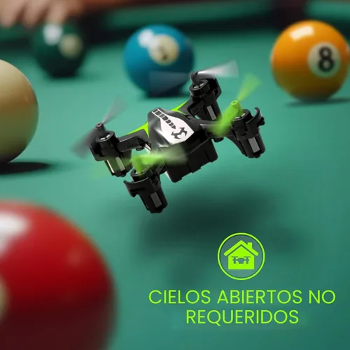 Vista 3 de Sky Viper Dash Nano Performance RC Drone, vuelo rápido y seguro en interiores, batería recargable