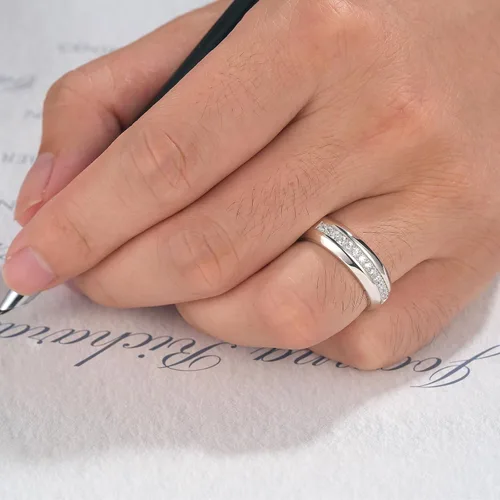 Vista 4 de Anillo de boda de oro blanco para hombre, plata de ley 925 con 13 circonitas cúbicas de corte redondo, anillo de compromiso para él, talla 7-14