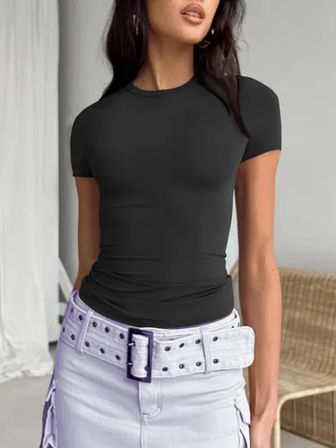 Vista 2 de Trendy Queen Camisetas básicas para mujer, cuello redondo, manga corta, lindas camisetas de verano, ajustadas, ropa Y2K