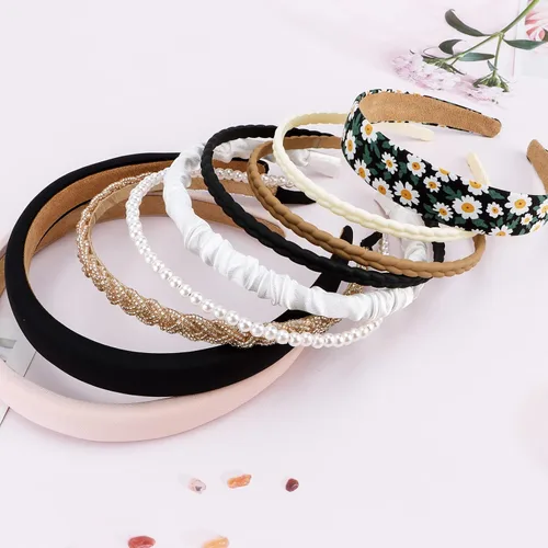 Vista 4 de TOBATOBA Juego de 9 diademas de moda para mujeres y niñas, diademas antideslizantes para cabello de mujer, diademas de perlas de flores