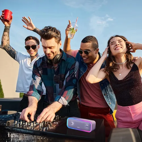 Vista 8 de DOSS SoundBox Pro+ Altavoz Bluetooth, sonido estéreo inmersivo de 24 W con graves en auge, IPX6 impermeable, tiempo de reproducción de 15 horas