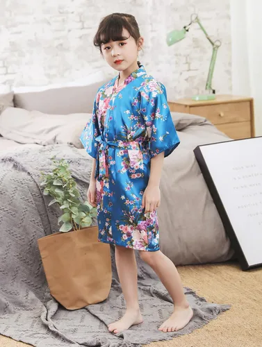Vista 5 de Cherry Blossoms - Bata tipo kimono floral de seda para fiesta nupcial para niñas