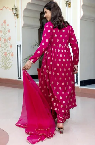 Vista 6 de Janasya Kurta de diseño tejido brocado rosa para mujer con Palazzo y Dupatta