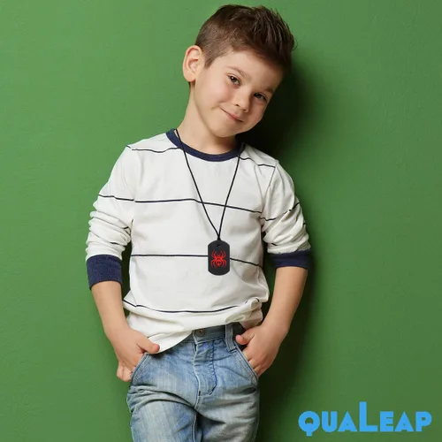 Vista 4 de Collar sensorial masticable de araña para niños, collar de dentición, collar de mordedor, juguetes para masticar, juguete sensorial para masticar