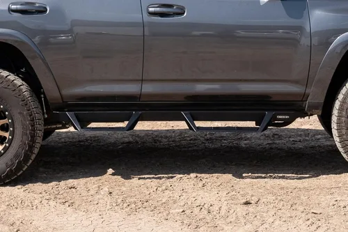 Vista 8 de Magnum RT Gen 2 Drop Steps - Estribos negros compatibles con 4Runner 2010-2024 sin revestimiento de puerta inferior