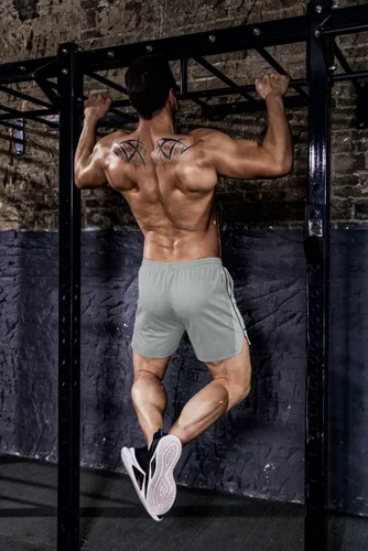 Vista 3 de COOFANDY Paquete de 2 pantalones cortos de entrenamiento para hombre, de secado rápido, pantalones cortos deportivos ligeros de 5 pulgadas