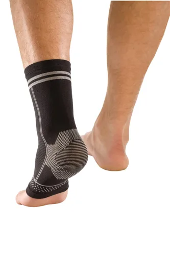 Vista 2 de MUELLER Sports Medicine Manga de Soporte de Tobillo con Estiramiento en 4 Direcciones, Soporte para Alivio del Dolor de Tobillo para Hombres