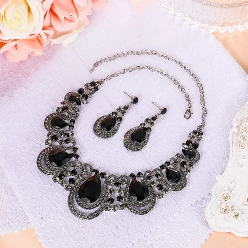 Vista 3 de BriLove Conjunto de collar y aretes con forma de lágrima de cristal para mujer